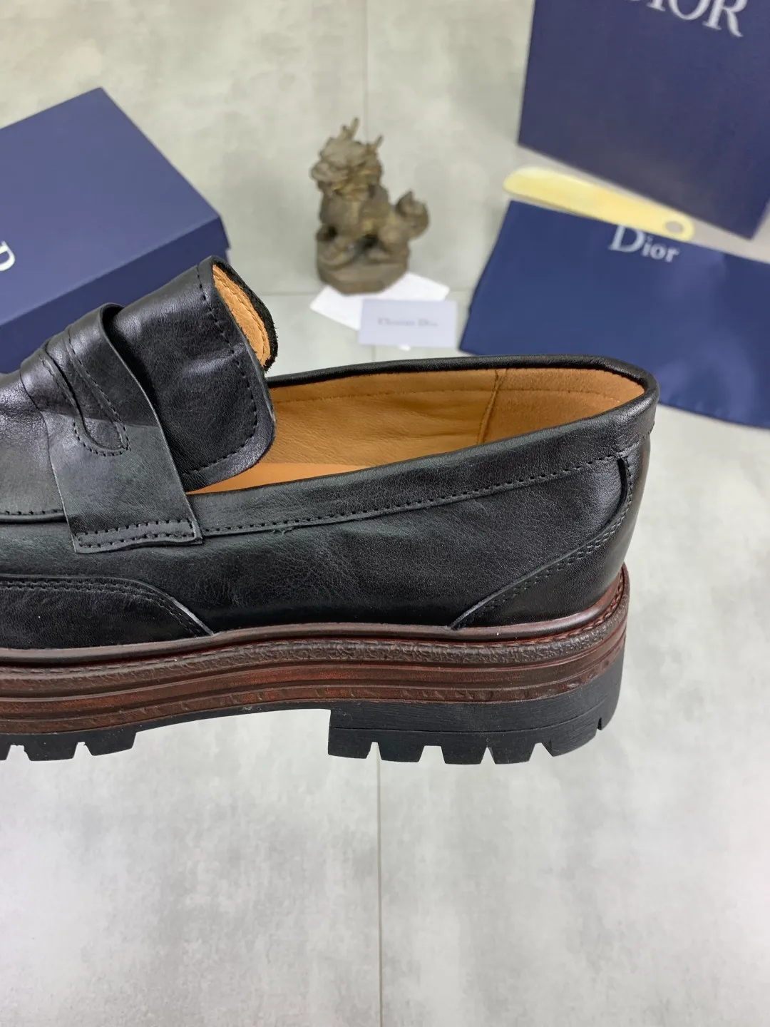 Men's shoes P520 💰【New style】Water-dyed cow lining Original order quality Dior —🆘.Dior Original order purchase, high-end leather shoes, fabric: Made of Italian imported color rubbed wrinkled cowhide➕Water-dyed cow lining/cowhide lining➕Specially available original combination outsole, fine workmanship, real shot🎬Size: 38-45 (with full set of packaging) Color: 3️⃣ colors available
